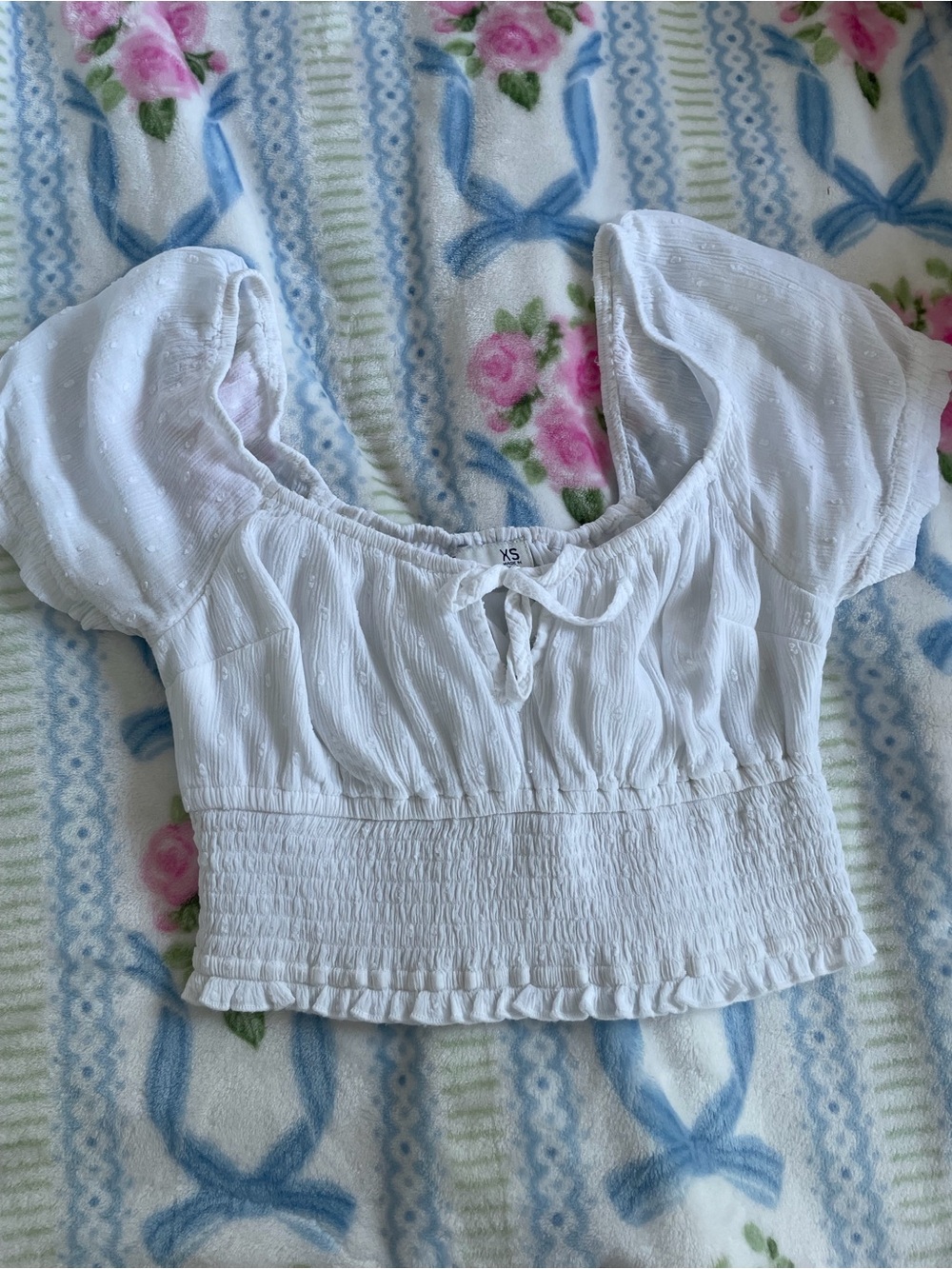 Hollister White Smocked Puff-Sleeve Crop Top